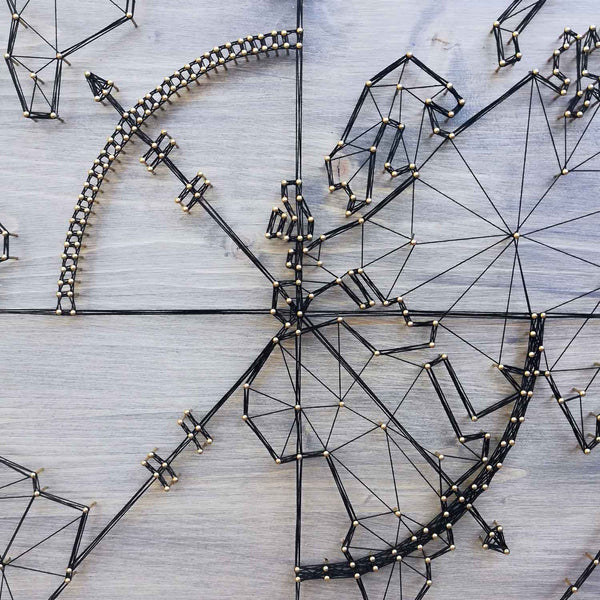 Fadenbild "Weltkarte Kompass"