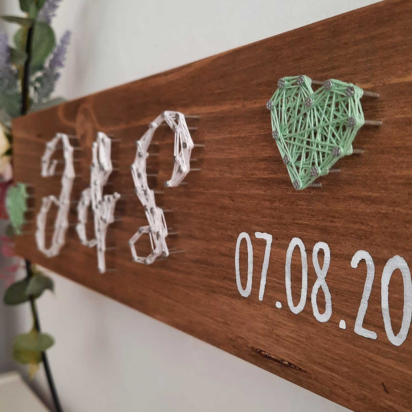 Fadenbild Flower Loop "Initialen mit Datum"