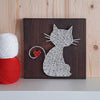 Fadenbild "Katze mit Herz"