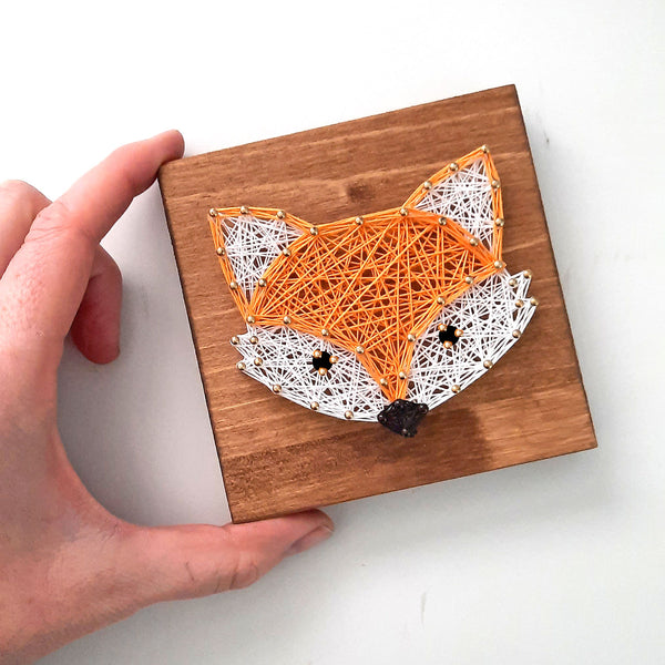 Fertiges Mini Fadenbild Fuchs auf Holzbrett